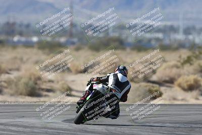 media/Dec-07-2025-CVMA (Sun) [[3e7d2de5dc]]/Race 5-Formula UL-CVMA Hooligans-American Thunder/